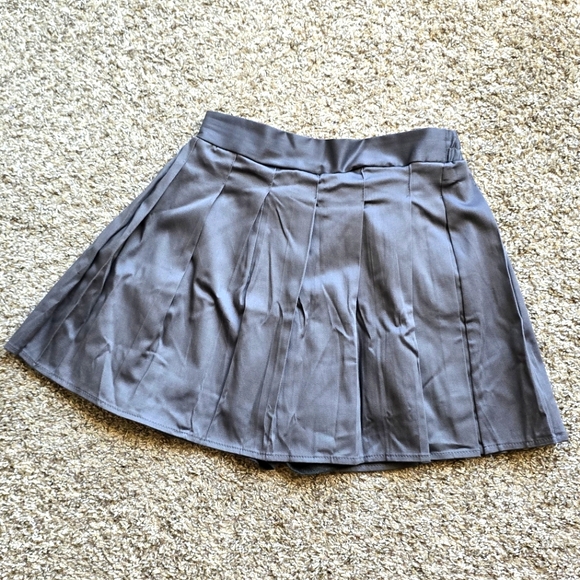 3/$20 Swank a Posh Tennis Skirt Size Small - Picture 7 of 7